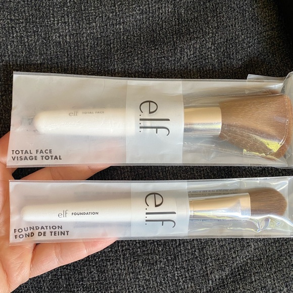 Elf Brush set NWT - Picture 3 of 3